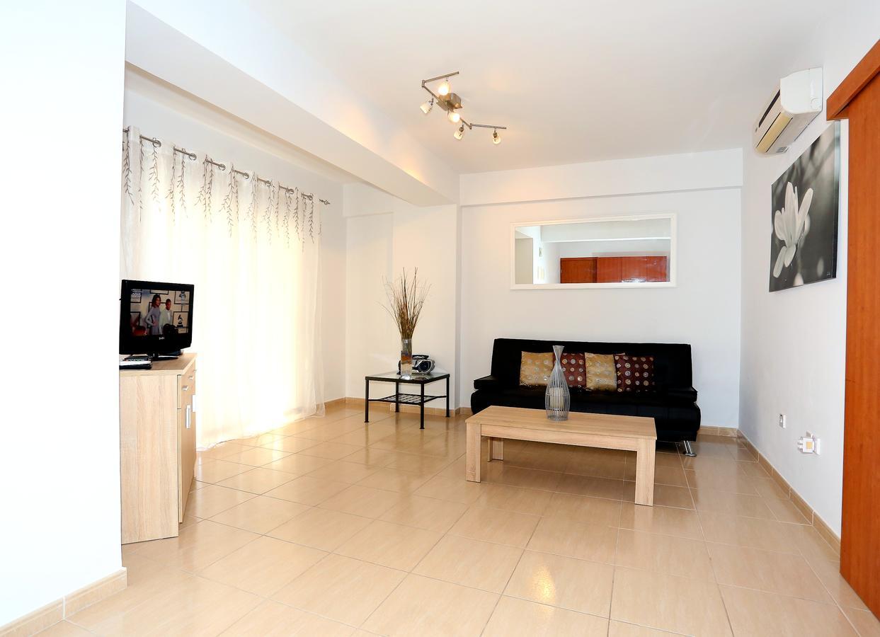 Penelope Court Apartment 102 ラルナカ エクステリア 写真